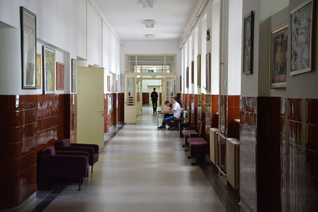 Штрајк упозорења у крушевачкој гимназији уместо првог часа